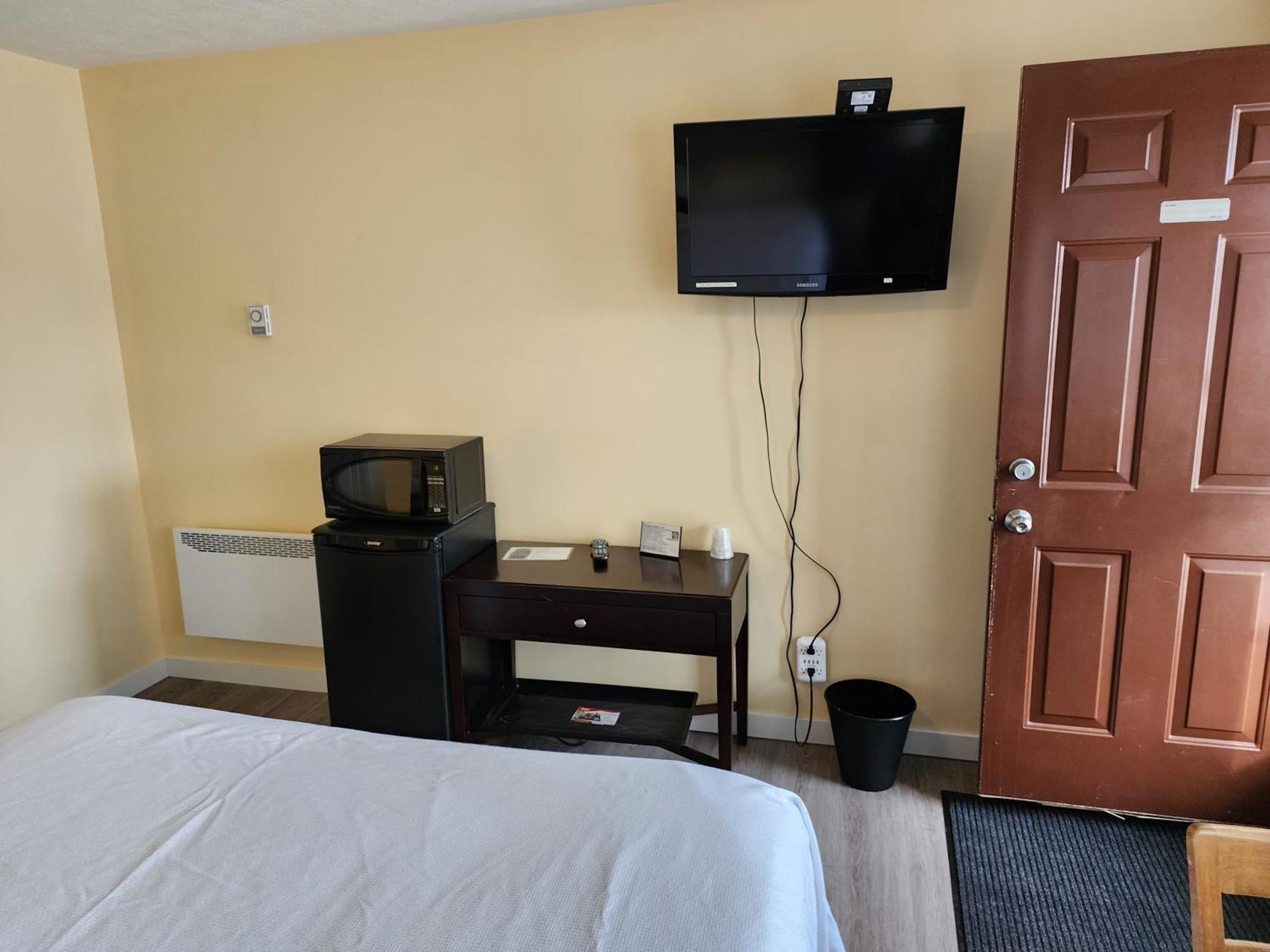 Sunparlor Motel Leamington Zewnętrze zdjęcie