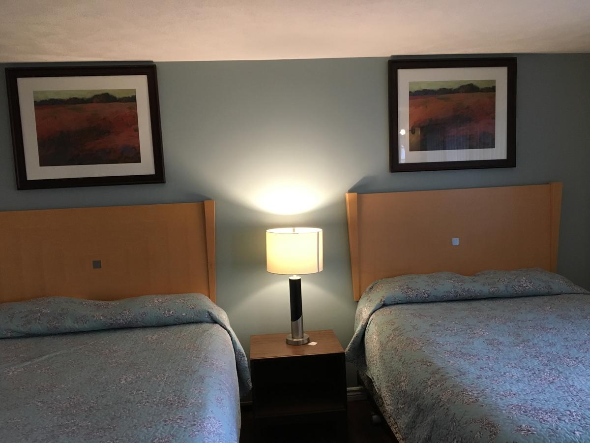Sunparlor Motel Leamington Zewnętrze zdjęcie